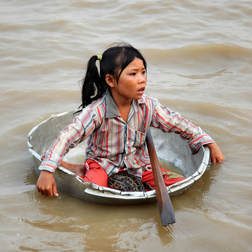 I Traveled Around Asia Capturing Portraits Of Interesting People