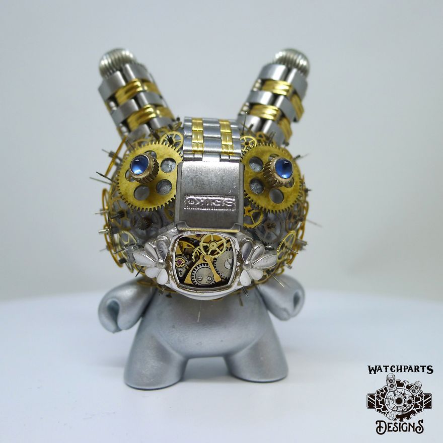 Turning Iconic Objects Into Steampunk Sculptures