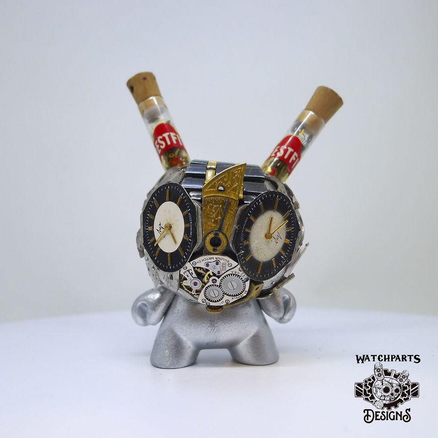 Turning Iconic Objects Into Steampunk Sculptures