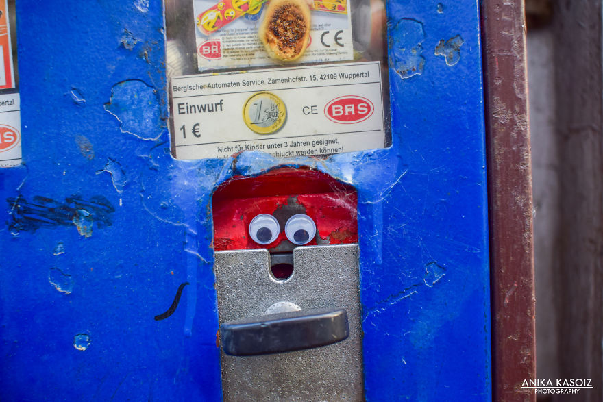 Hello There, Give Me Ur Money !