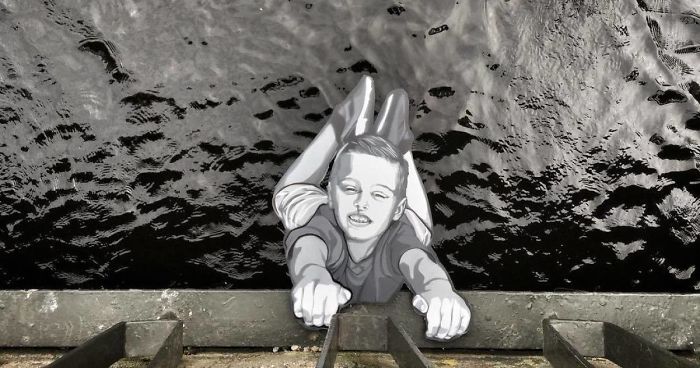 Artist Leaves Tiny Wooden Figures Around The City For People To Find