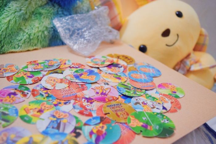 Me And My Boyfriend Collect Tazos