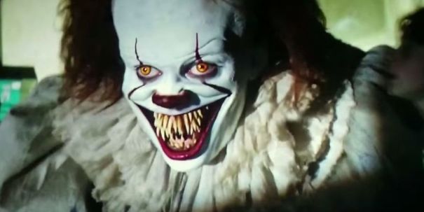 landscape-1505731747-pennywise-teeth-it-movie.jpg