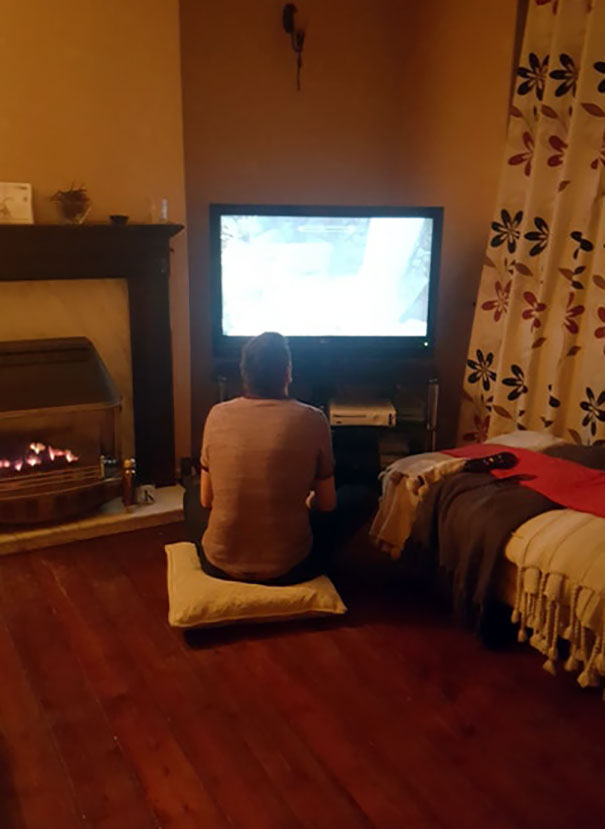 My Dad Just Got A PS4. Came Back To Find My Dad Had Regressed Into A Child