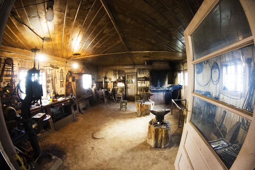 3 Lost Professions That The World Needs To Know More About