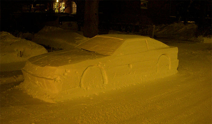 Internet Can't Stop Laughing At These Cops Who Ticketed A Car Made Of Snow With This Note Internet Can't Stop Laughing At These Cops Who Ticketed A Car Made Of Snow With This Note