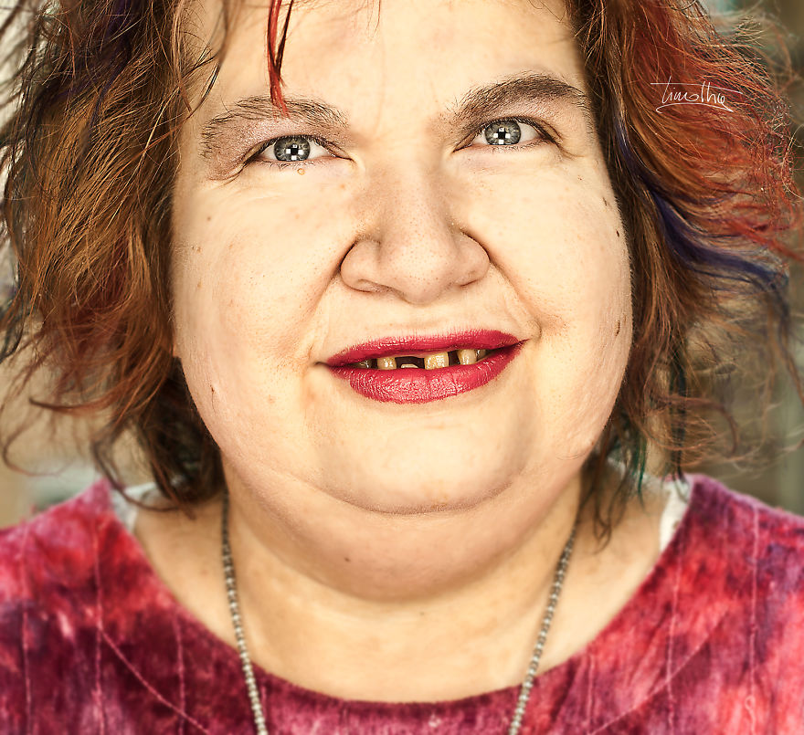 I Portrait 1,000+ People To Tell The Story Of My City