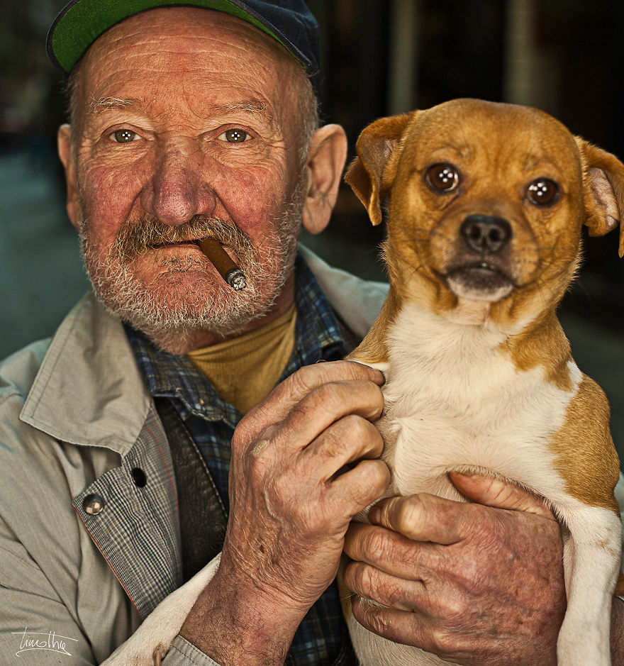 I Portrait 1,000+ People To Tell The Story Of My City