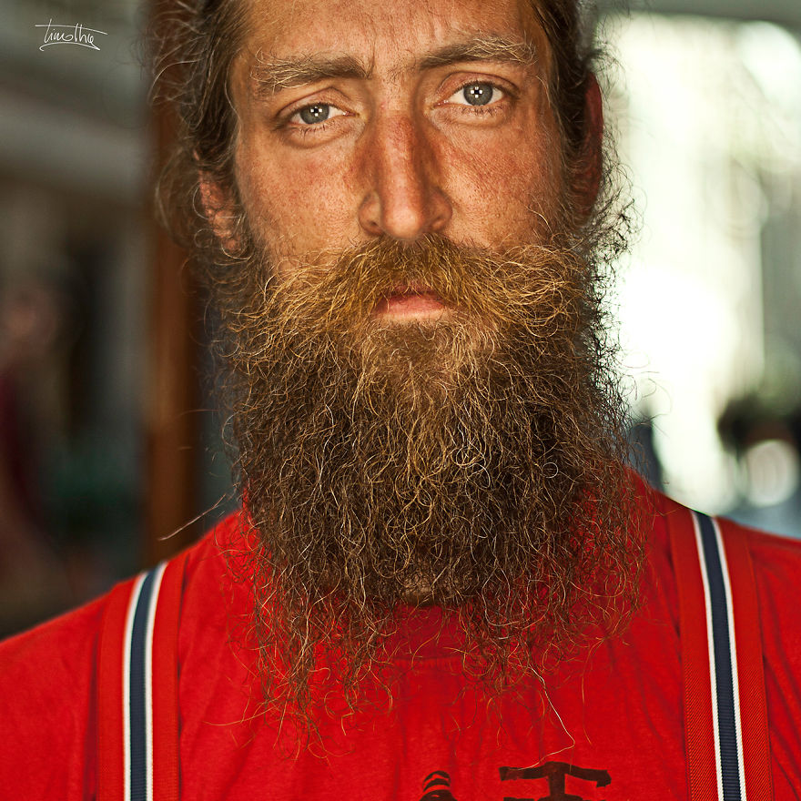 I Portrait 1,000+ People To Tell The Story Of My City