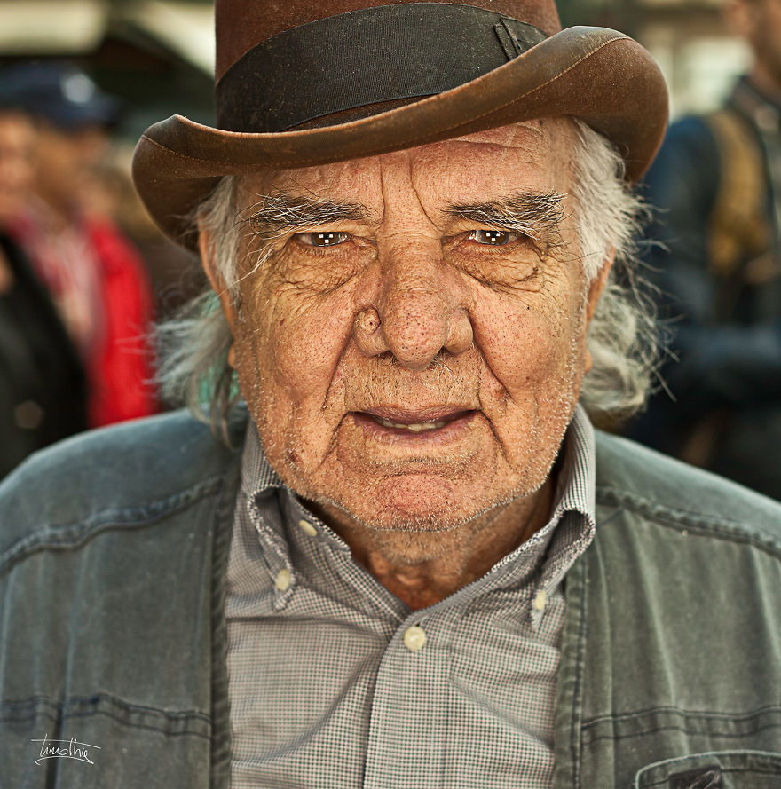 I Portrait 1,000+ People To Tell The Story Of My City