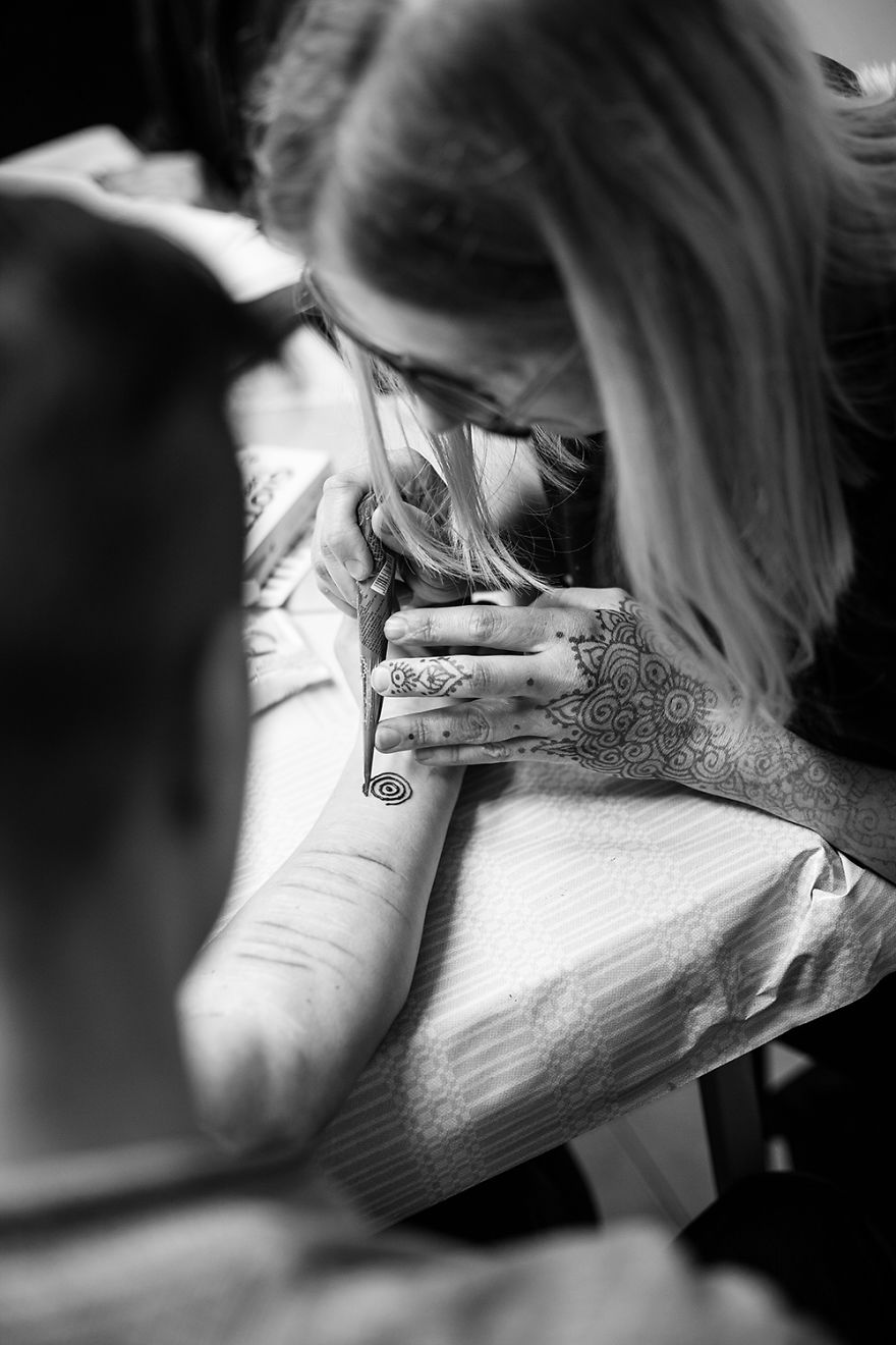 [no]life. We Created Social Art Project In A Local Women`s Prison: Henna Graphic And Photography.