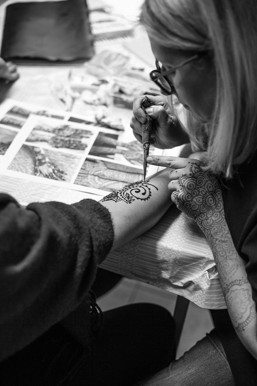 [no]life. We Created Social Art Project In A Local Women`s Prison: Henna Graphic And Photography.