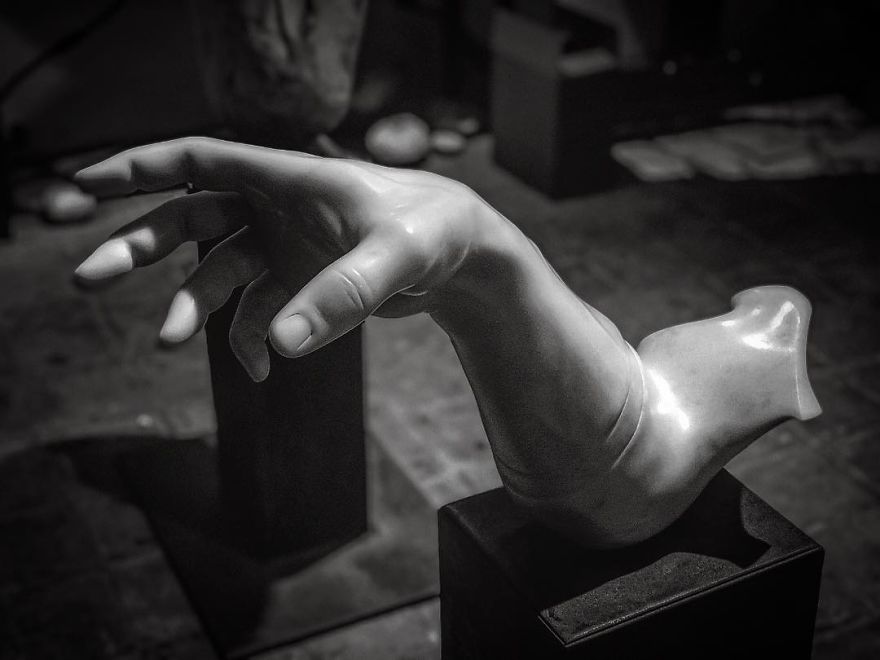 Self-Taught Sculptor Creates Incredible Realistic Sculptures And Dreams Of Becoming The Modern Michelangelo