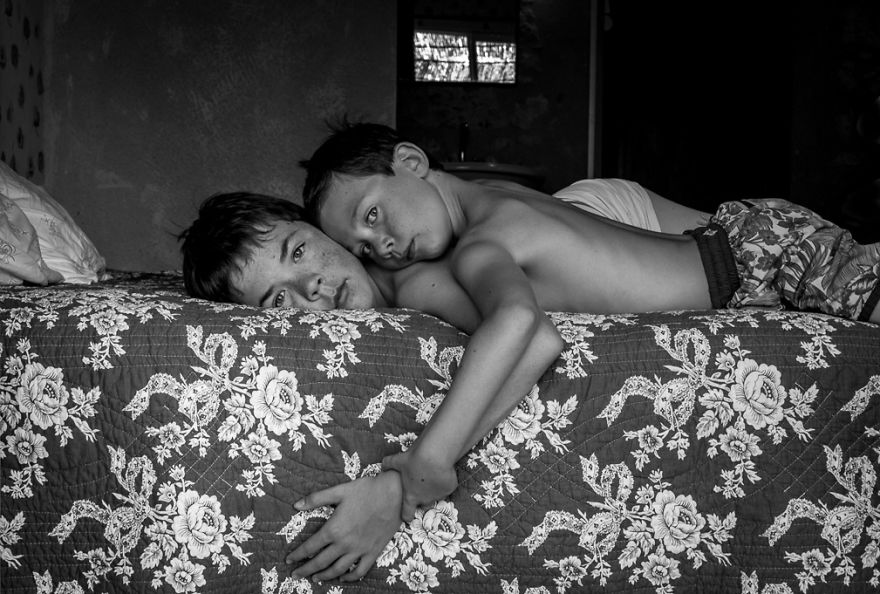 The Best Photos From The Second Half Of B&w Child Photography Photo Contest Of 2017