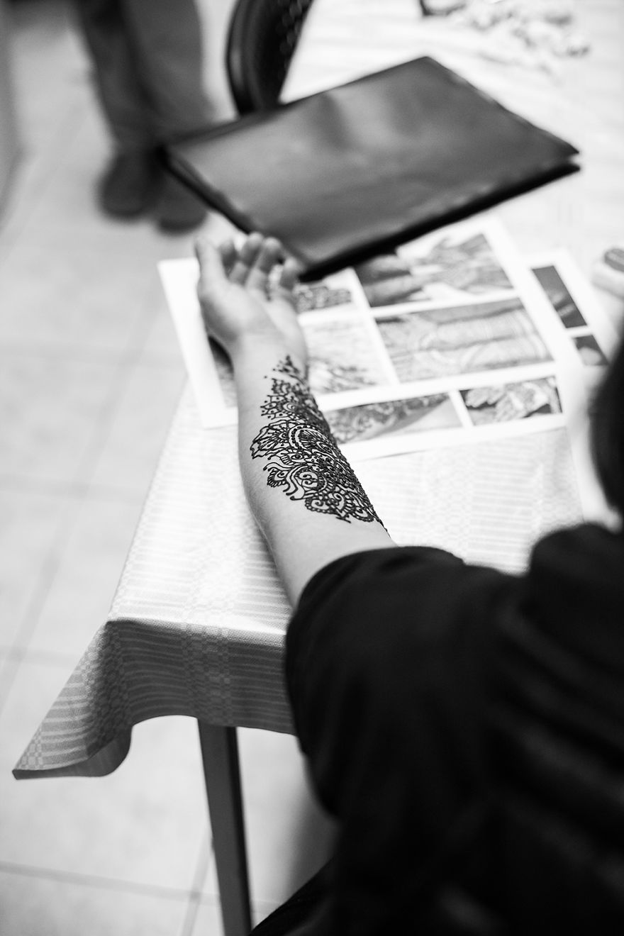 [no]life. We Created Social Art Project In A Local Women`s Prison: Henna Graphic And Photography.