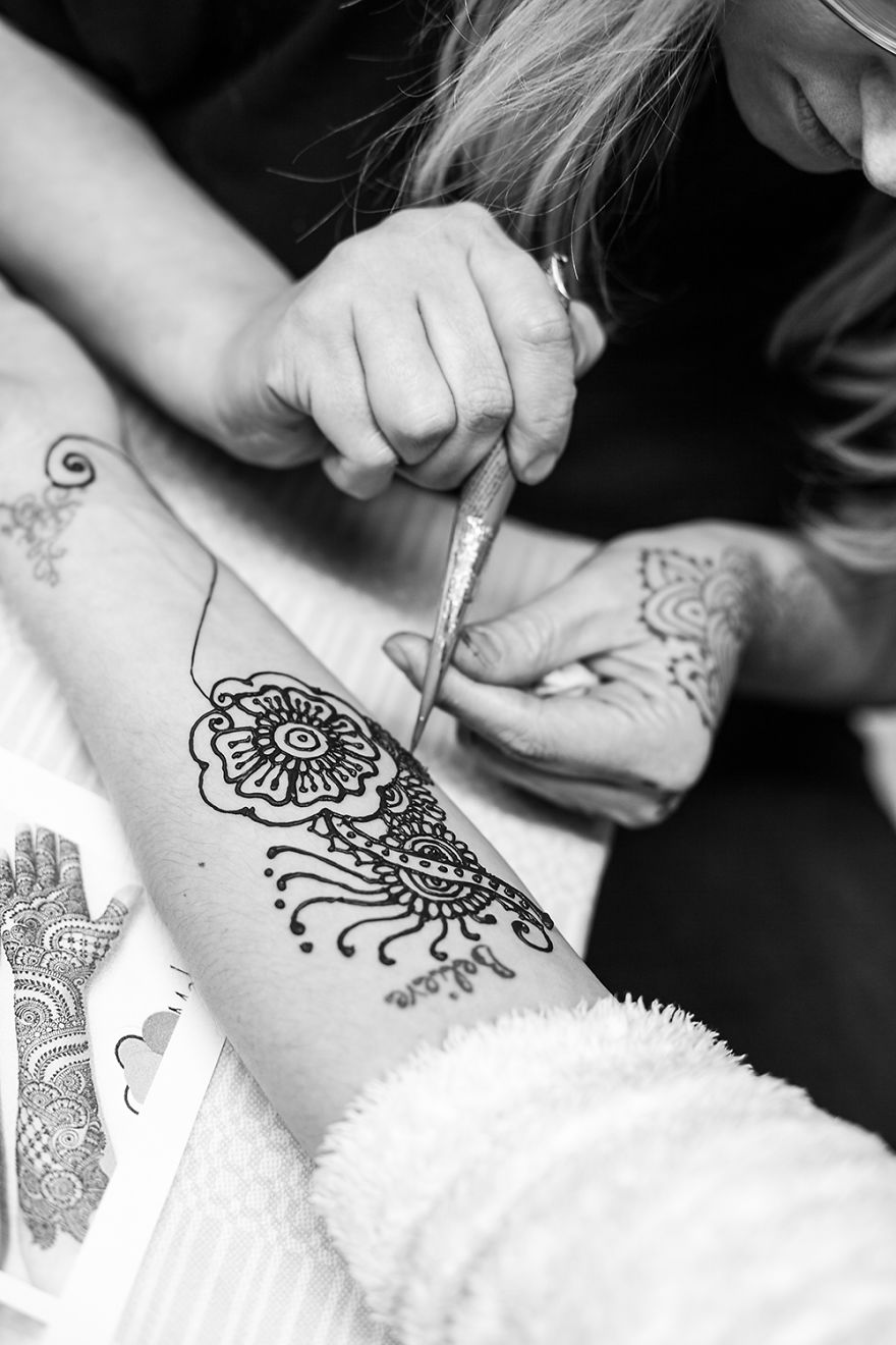 [no]life. We Created Social Art Project In A Local Women`s Prison: Henna Graphic And Photography.