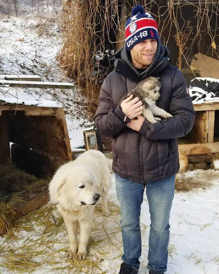 US Olympic Skier Gus Kenworthy Rescued 90 Dogs From Korean Dog Meat Farm US Olympic Skier Gus Kenworthy Rescued 90 Dogs From Korean Dog Meat Farm