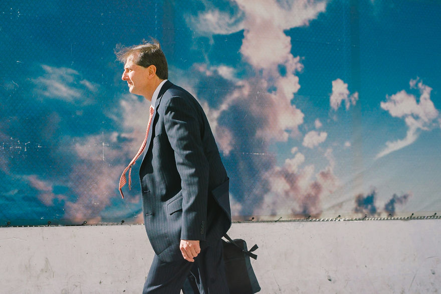 Amazing Candid Coincidences In Jonathan Higbee's New York Street Photography