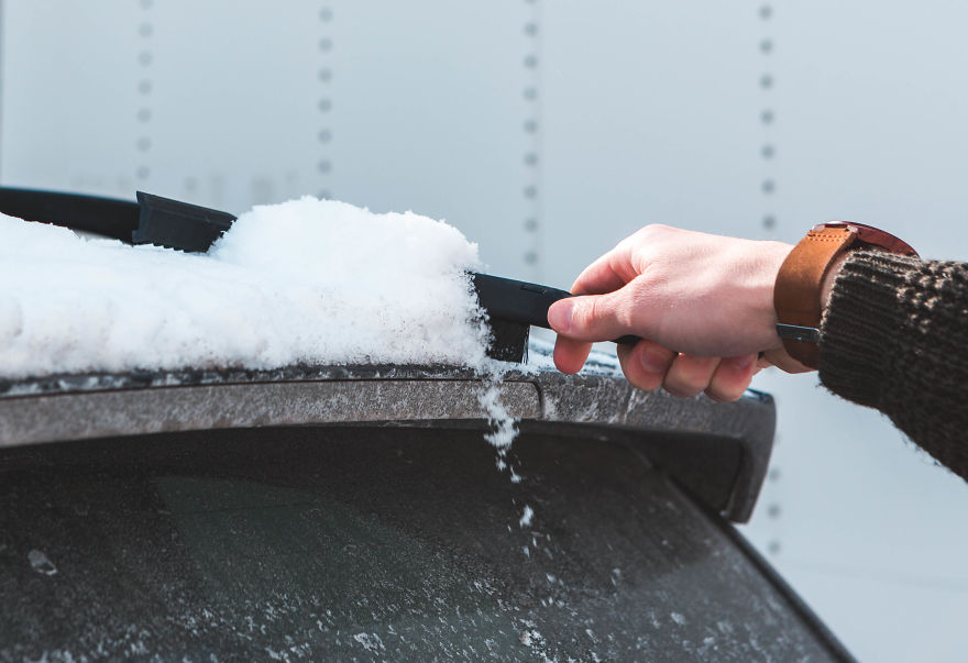 The World's First Snow Brush You Can Use Without Opening Your Car