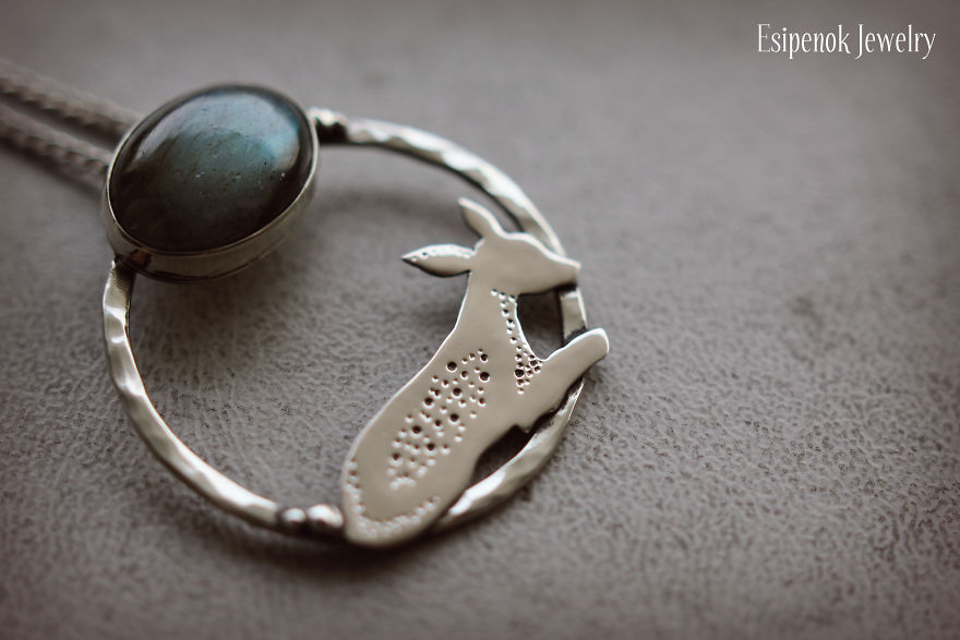 I Use Metal And Natural Stones To Express The Beauty Of The Animal Kingdom I Use Metal And Natural Stones To Express The Beauty Of The Animal Kingdom