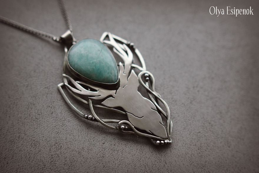 I Use Metal And Natural Stones To Express The Beauty Of The Animal Kingdom I Use Metal And Natural Stones To Express The Beauty Of The Animal Kingdom