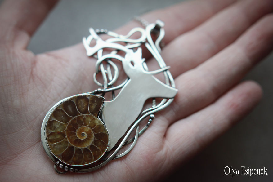 I Use Metal And Natural Stones To Express The Beauty Of The Animal Kingdom I Use Metal And Natural Stones To Express The Beauty Of The Animal Kingdom