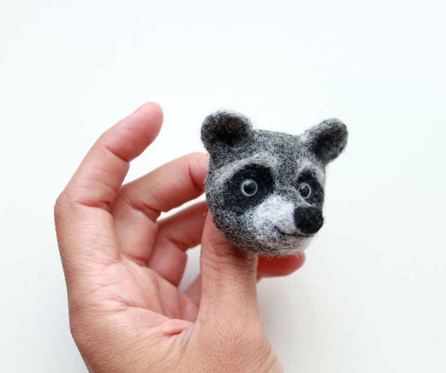 Felted-Brooches-By-Screamroad-Handmade