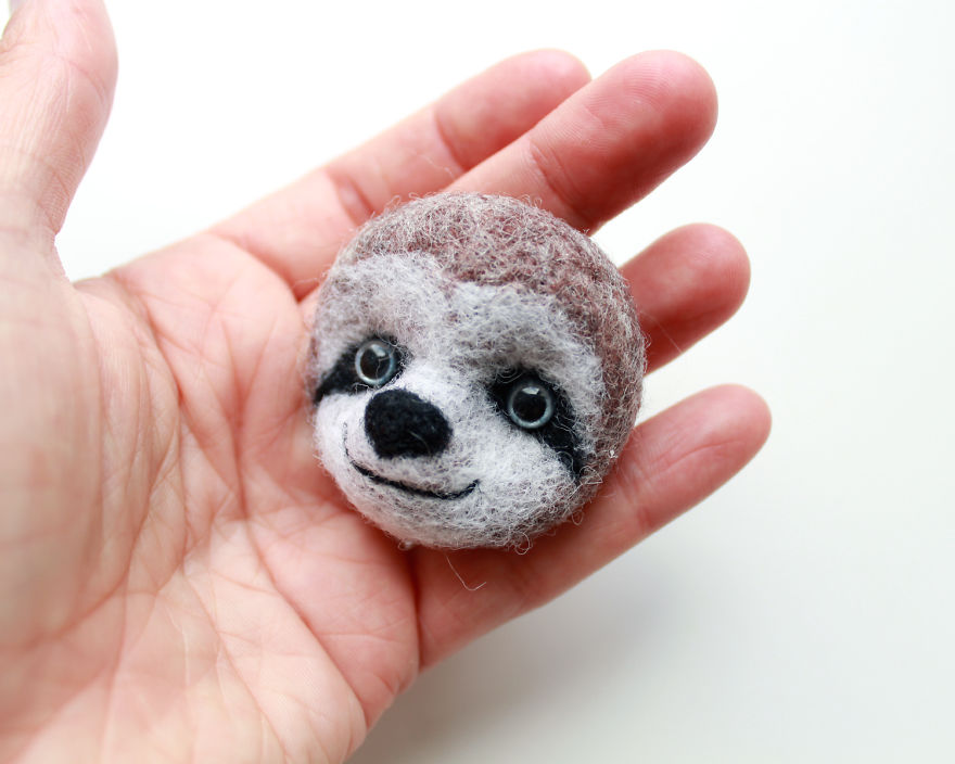 Felted-Brooches-By-Screamroad-Handmade
