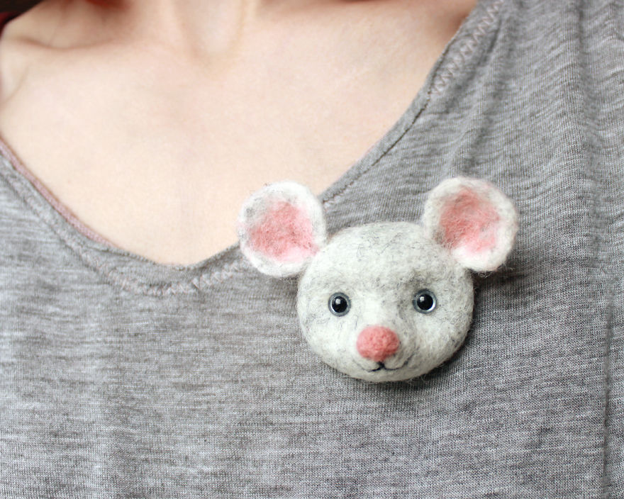 Felted-Brooches-By-Screamroad-Handmade