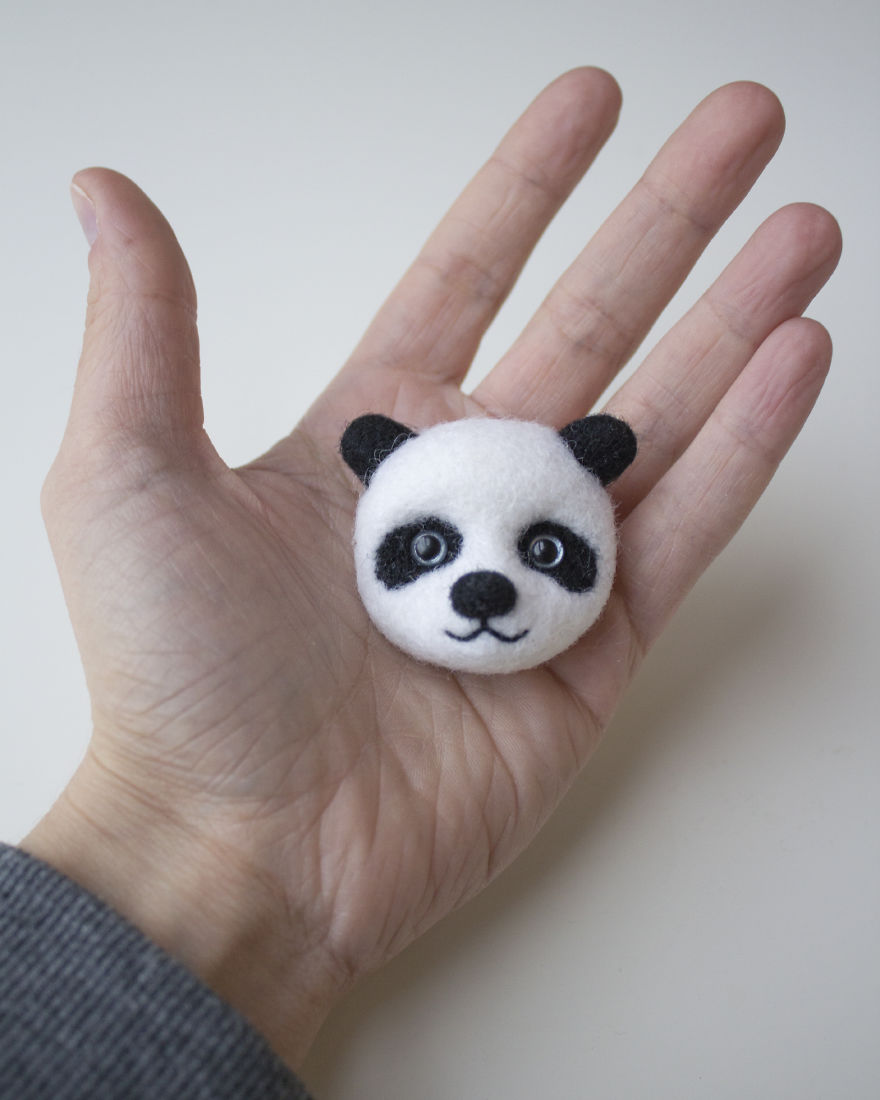 Felted-Brooches-By-Screamroad-Handmade