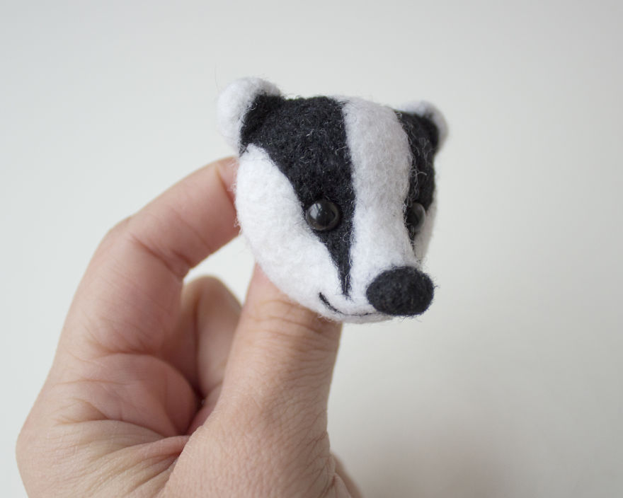 Felted-Brooches-By-Screamroad-Handmade