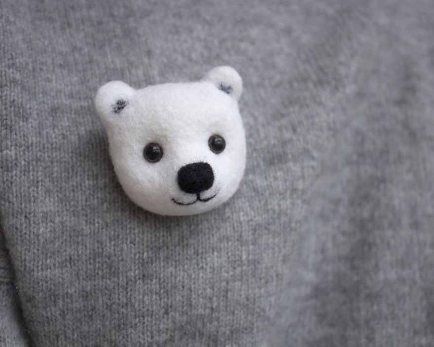 Felted-Brooches-By-Screamroad-Handmade