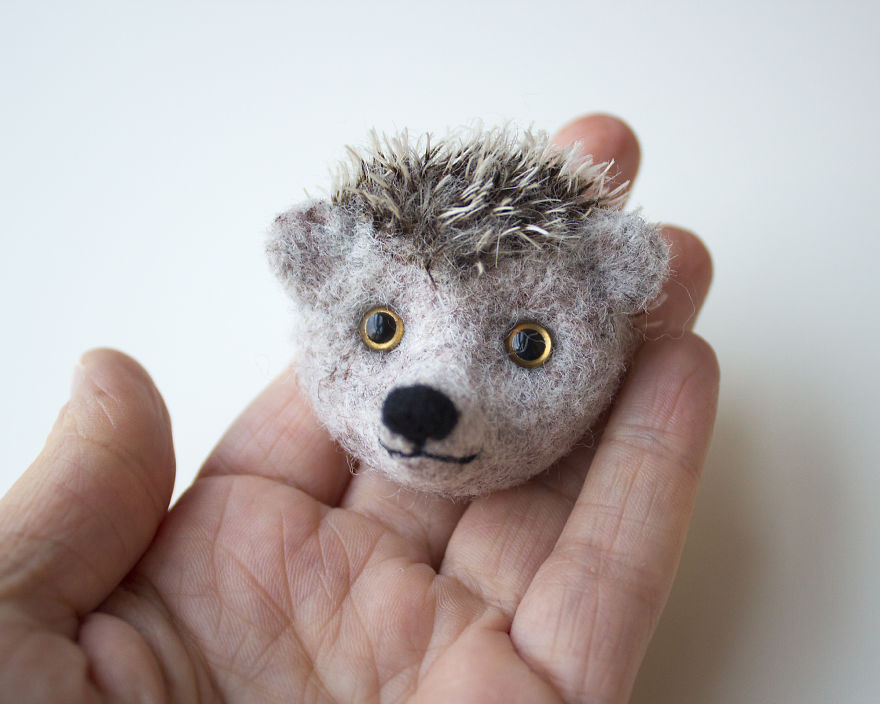 Felted-Brooches-By-Screamroad-Handmade