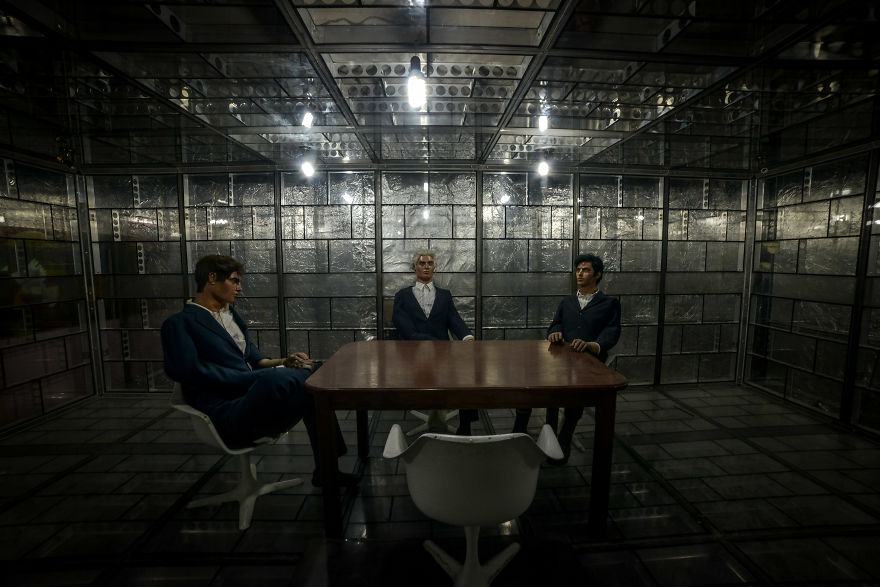 Three Dummies In The Secret Cia Meeting Room, In The Former United States Embassy In Tehran