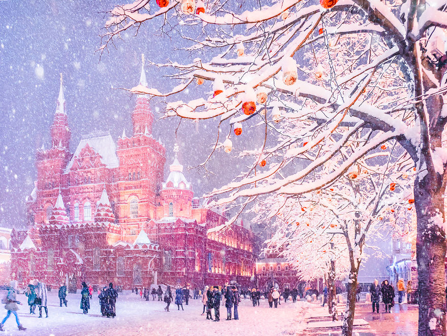 Moscow During A Snowfall Really Looks Magically
