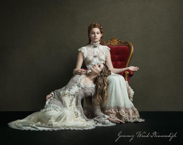 Photographer Creates Beautiful Photographs That Look More Like Old Paintings