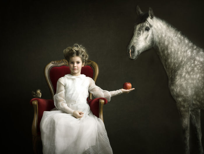 Photographer Creates Beautiful Photographs That Look More Like Old Paintings