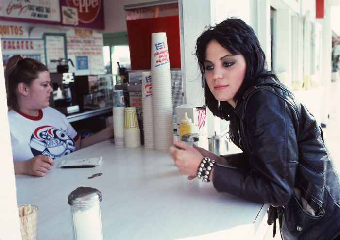 Joan Jett, 1977