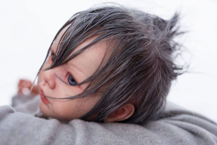 This Cosplayer Crafts Her Own Realistic Baby Dolls To Create Unique & New Cosplay Content