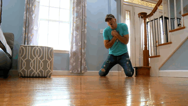 Cat Owner Fakes His Death To See How His Kitty Would React, Doesn't Expect Reaction Like This Cat Owner Fakes His Death To See How His Kitty Would React, Doesn't Expect Reaction Like This