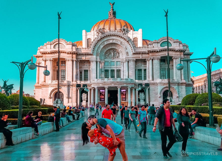 Viral Dipkissing Couple Continues Their Epic Tradition Around The World Viral Dipkissing Couple Continues Their Epic Tradition Around The World