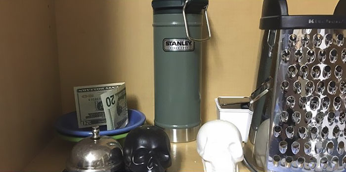 Dad Hides Money In His Daughter’s House Whenever He Visits, And Here’s Where She Found It So Far Dad Hides Money In His Daughter’s House Whenever He Visits, And Here’s Where She Found It So Far