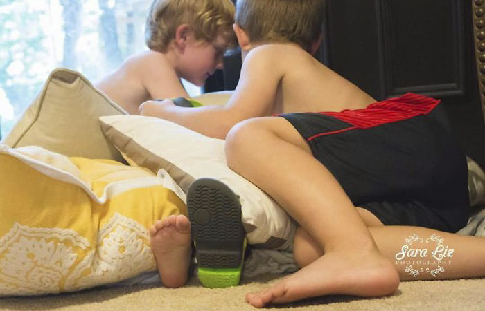 Everyday-Moments-Three-Sons-Sara-Liz-Photography