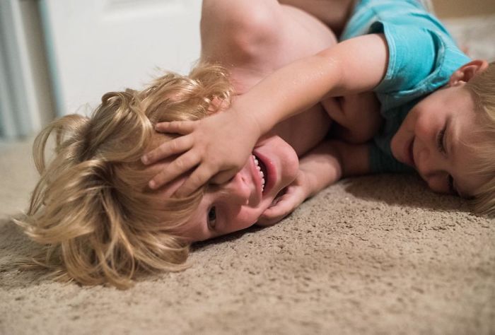 Everyday-Moments-Three-Sons-Sara-Liz-Photography