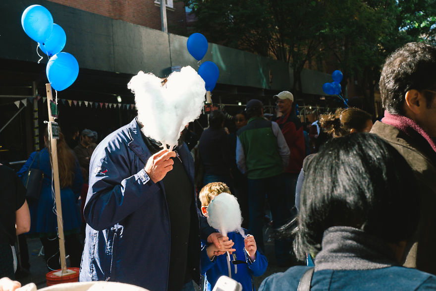 Amazing Candid Coincidences In Jonathan Higbee's New York Street Photography