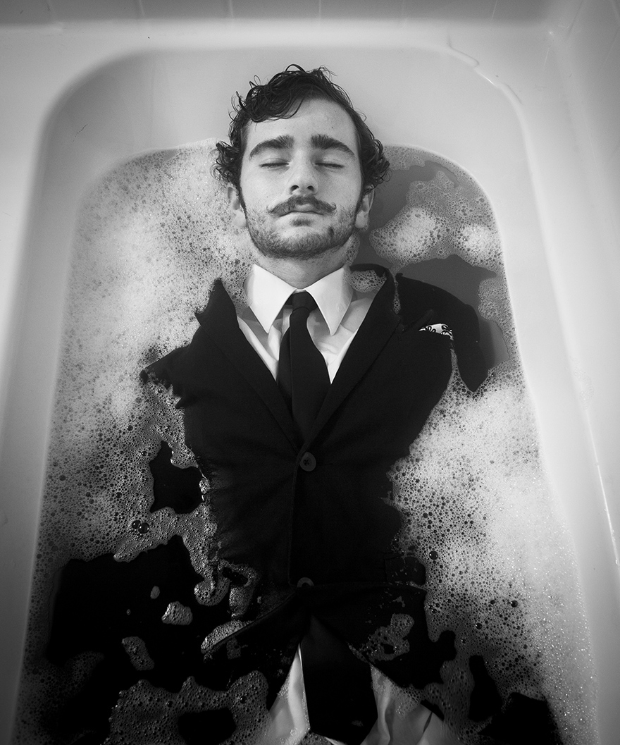 i-am-a-formally-homeless-teenager-who-became-an-award-winning-wedding-photographer-selfportrait