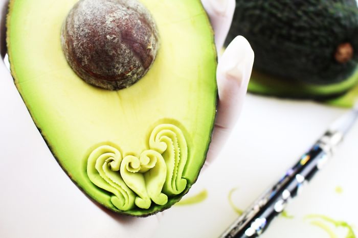 At Valentine&rsquo;s Day I Share My Love With An Avocado 😆🥑