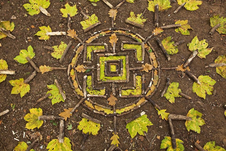 James-Brunt-Natural-Materials-Land-Art-England