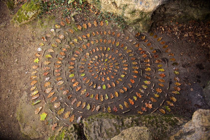 James-Brunt-Natural-Materials-Land-Art-England