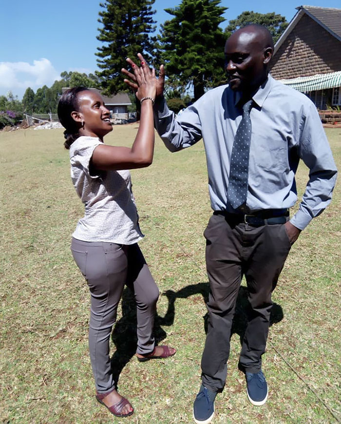 Woman Finds Childhood Friend On Streets Addicted To Drugs, Transforms Him So Much We Can't Believe It's Same Man Woman Finds Childhood Friend On Streets Addicted To Drugs, Transforms Him So Much We Can't Believe It's Same Man